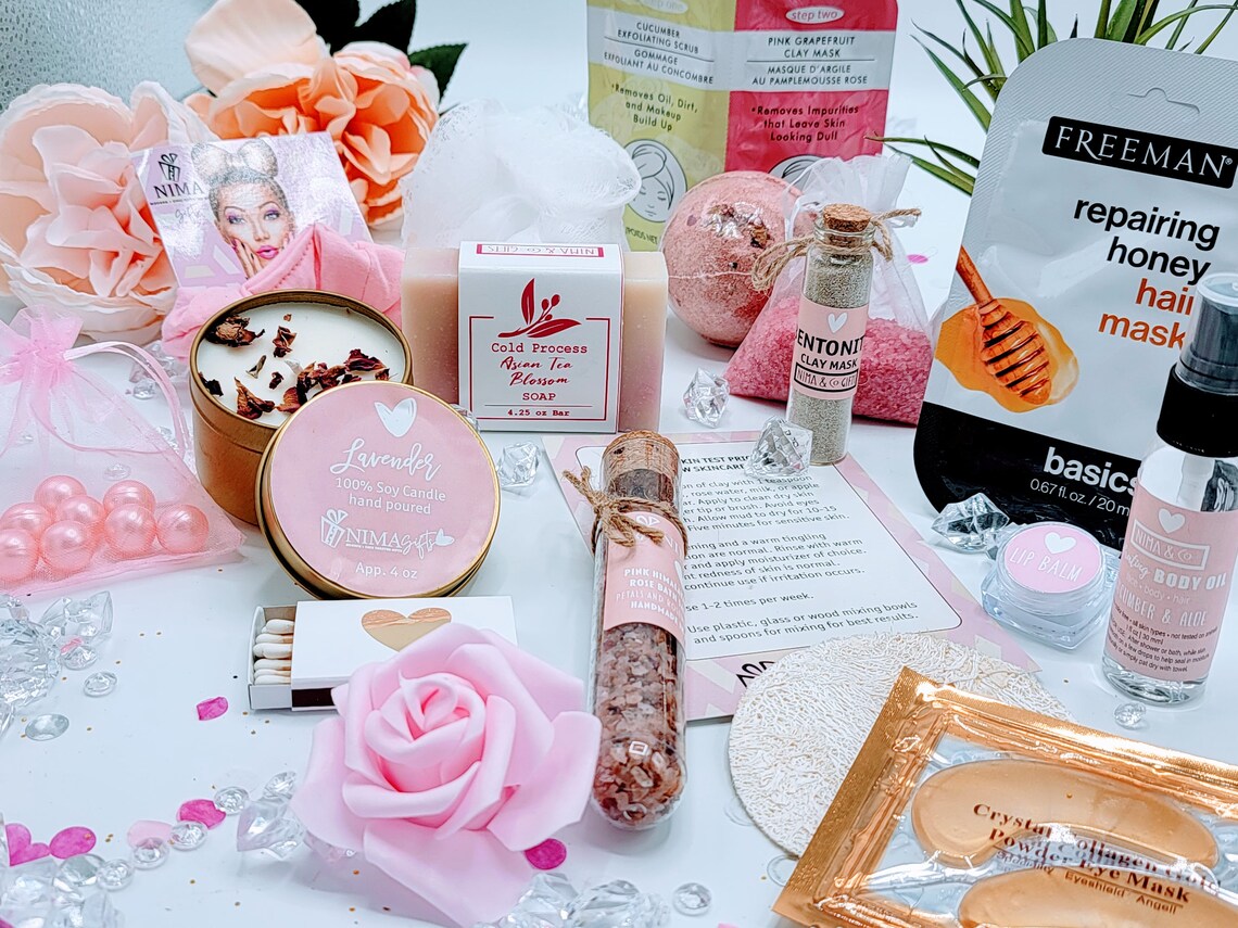 Luxurious Personalized Spa Gift Set for Women: Perfect Best Friend Birthday Gift, Mother’s Day Gift, or Custom Pampering Experience! - SBDS05