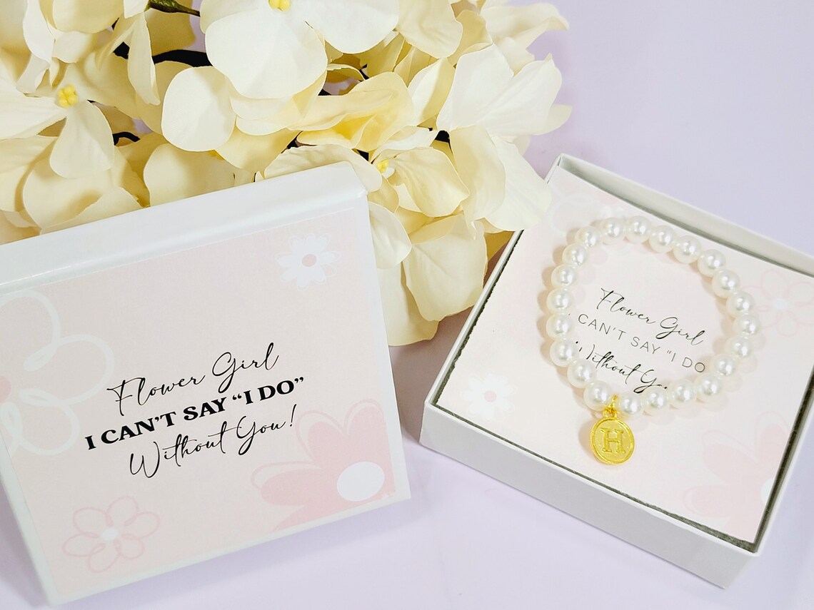 Flower Girl Proposal Pearl Bracelet, Personalized Flowergirl Gift Ideas, Monogram Girl Pearl Beads Bracelet, Faux Pearl Bracelet - FGBR002