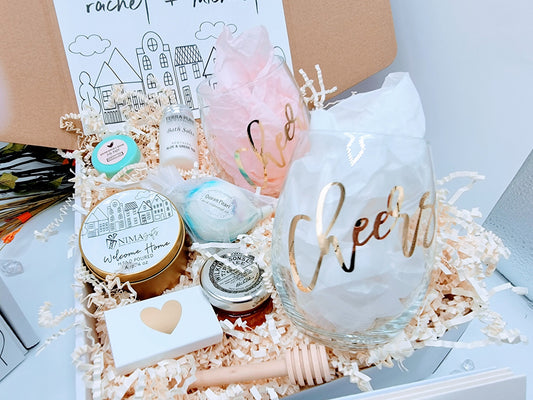 Personalized Housewarming Gift Box – New Home Gift for Couple, Realtor Closing Gift, Custom Map Frame – HWB01