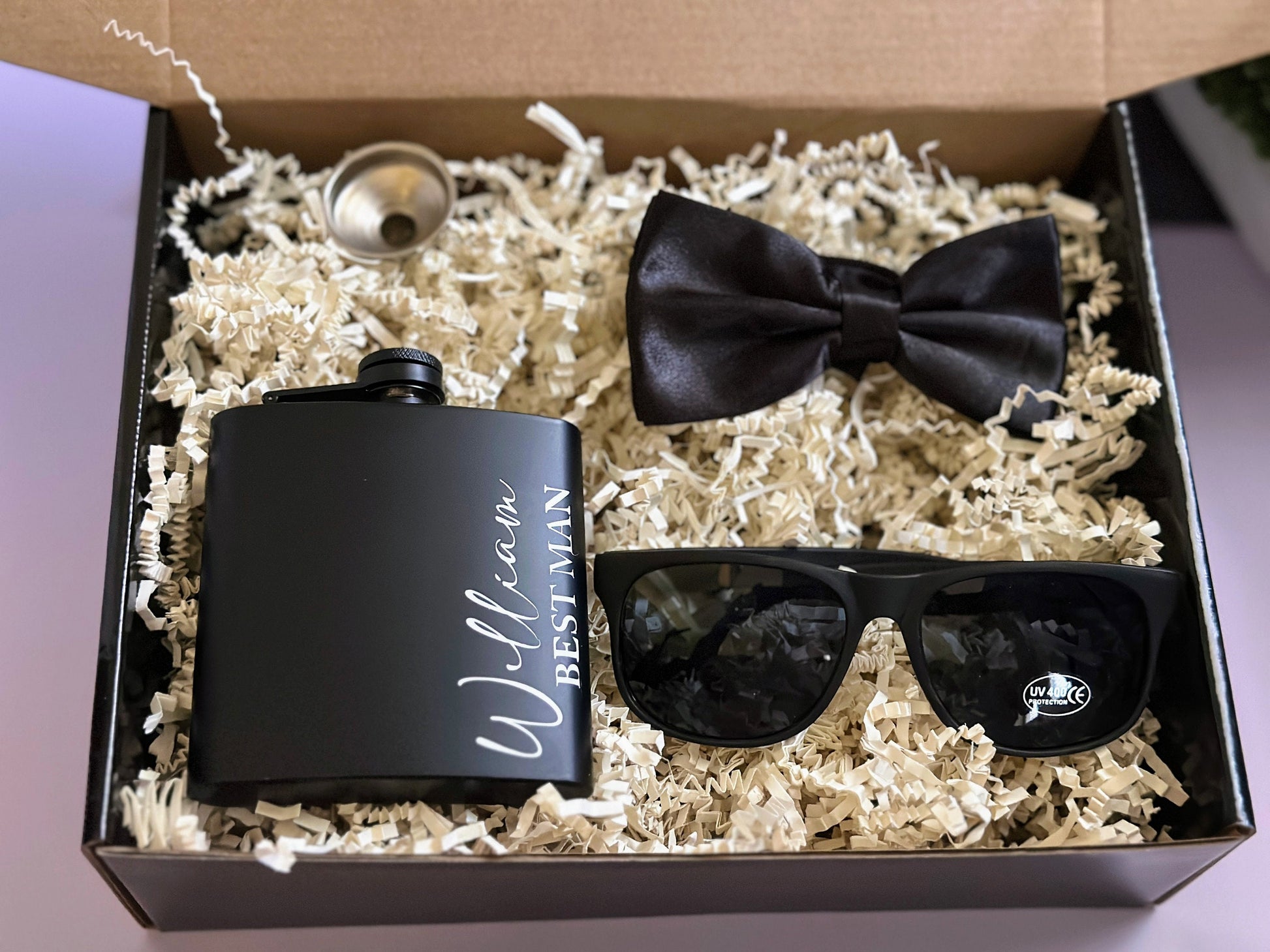 Will you be my groomsman? This personalized proposal box makes the perfect groomsmen gift or best man gift for your big day. GPGB017