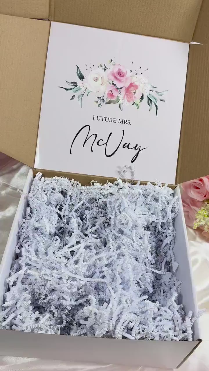 Luxury Personalized Bride Gift Box - Celebrate the Future Mrs with Elegance | BGB005T